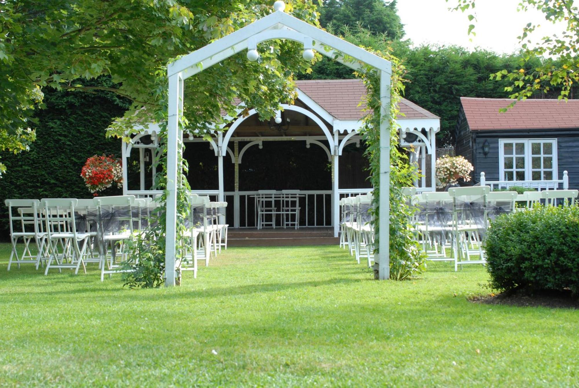 Hotel Hunters Meet Hatfield Heath